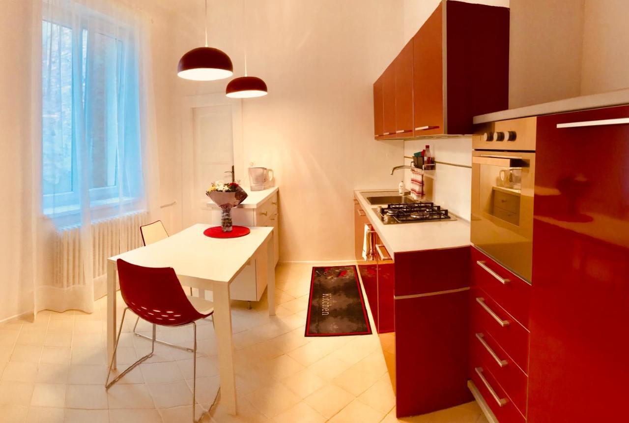 ברטיסלאבה Blue Church Views - Central, Quiet, Bright - 4Th Floor Corner Apartment 125M2 מראה חיצוני תמונה